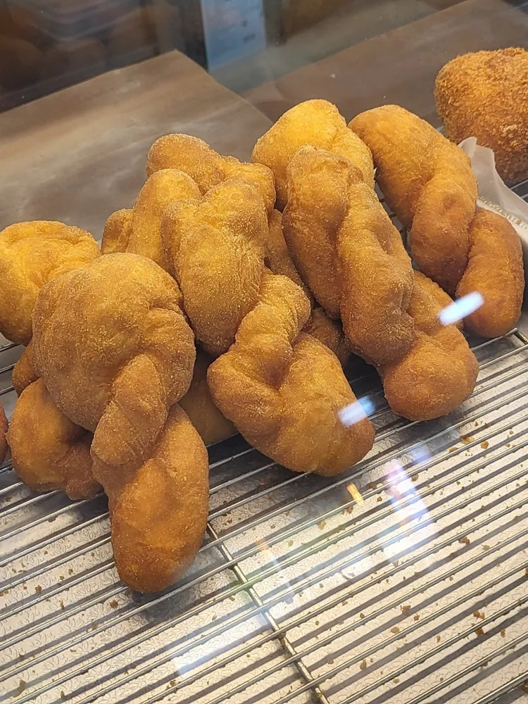 [행복한찹쌀꽈배기] 찹쌀꽈배기 + 빵 세트 이미지