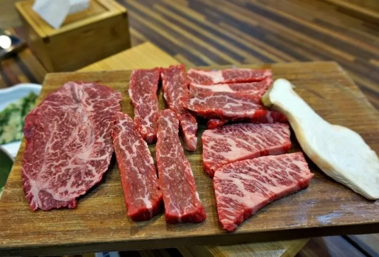 [부산 연제][릴스] 꾸석지돌판한우 연산점 이미지