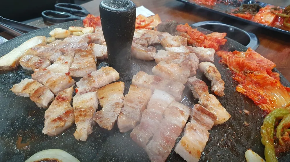 디너의여왕 - [경기 파주][릴스] 최가네솥뚜껑삼겹살 1차