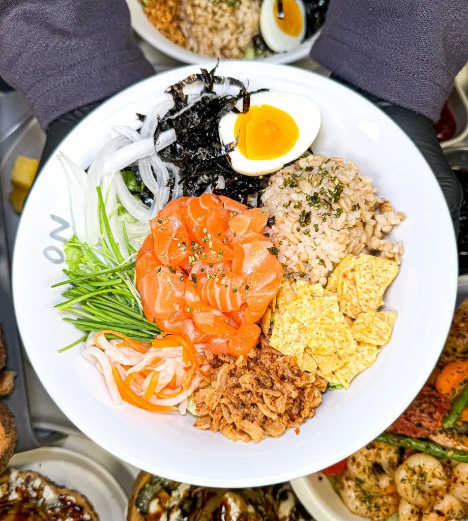 디너의여왕 - [서울 강남] 온히어 온샐러드앤포케 43차