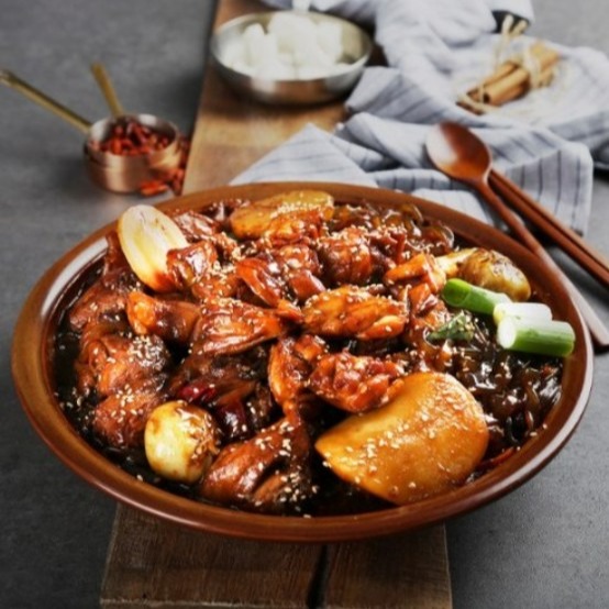[주식회사 우리집식품]안동순살찜닭 이미지