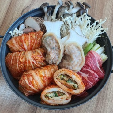 [터진만두] 만두버섯전골  이미지