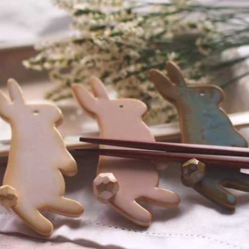 [소예공] 핸드메이드 도자기 달토끼 수저받침