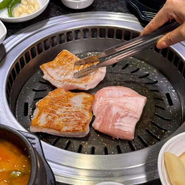 [프리미엄][릴스][서울 강남] 두껍삼 청담직영점 이미지